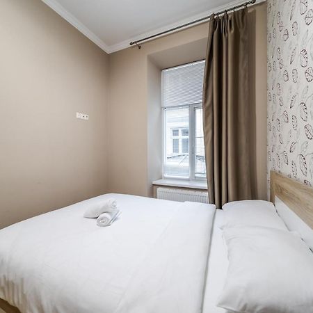 Apartment On Stavropihiiska Street 1 ลวีฟ ภายนอก รูปภาพ