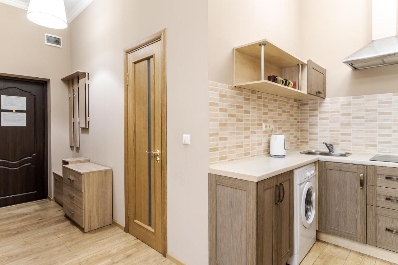 Apartment On Stavropihiiska Street 1 ลวีฟ ภายนอก รูปภาพ