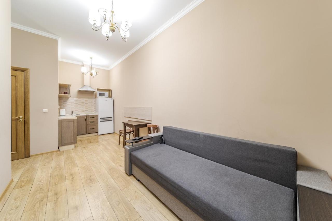 Apartment On Stavropihiiska Street 1 ลวีฟ ภายนอก รูปภาพ